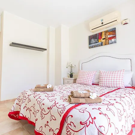 Cozy In Madronal De Fanabe With Large Private Pool فيلة أذيخي